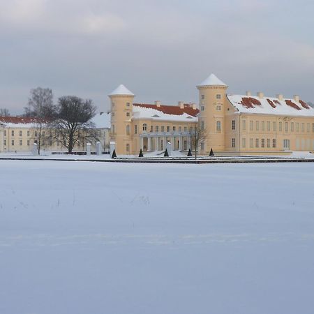 Pension Am Rheinsberger Schlosspark ภายนอก รูปภาพ